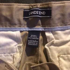 EUC Land’s End Khaki Pants size 30/32